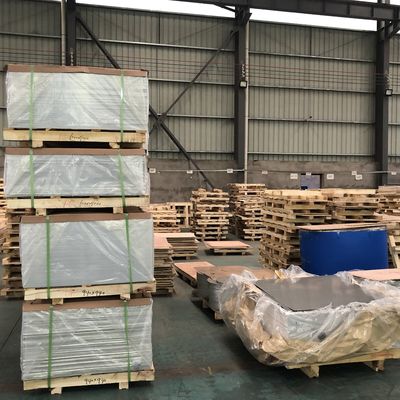 لوحات طعام مستديرة من الألومنيوم ذات سمك 0.3-6mm ذات الموصلات الحرارية العالية للتواصل مع الطعام